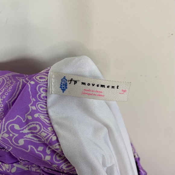 Free People Movement The Way Home purple paisley high waisted running shorts lg - Picture 5 of 5